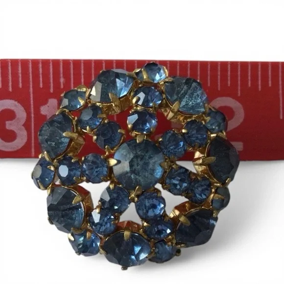 Vintage Gold-tone Signed Czechoslovakia Blue Rhinestone Brooch • Prong‑Set - Picture 11 of 13
